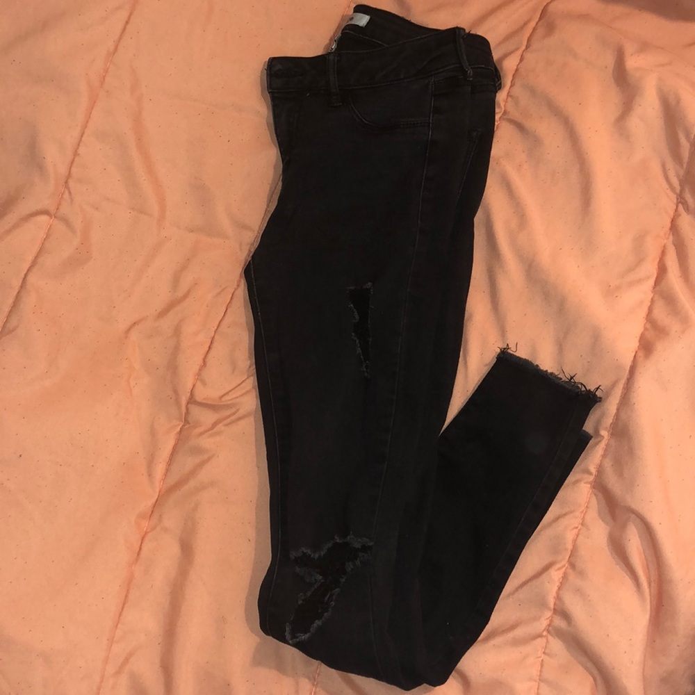 Ripped black jeans